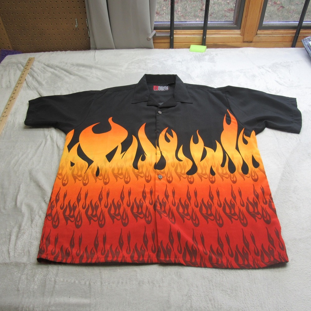 Pineapple Connection Shirt Mens Large‎ Black Flame Print Short Sleeve Button VTG